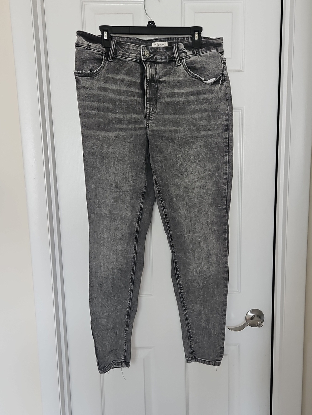 Maurices Super Skinny High-Rise Curvy Grey Wash Jeans